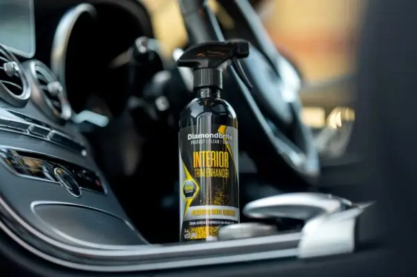 Pastrues dhe mbrojtës për plastika Diamondbrite Interior Trim Enhancer - 500 ml - Image 3